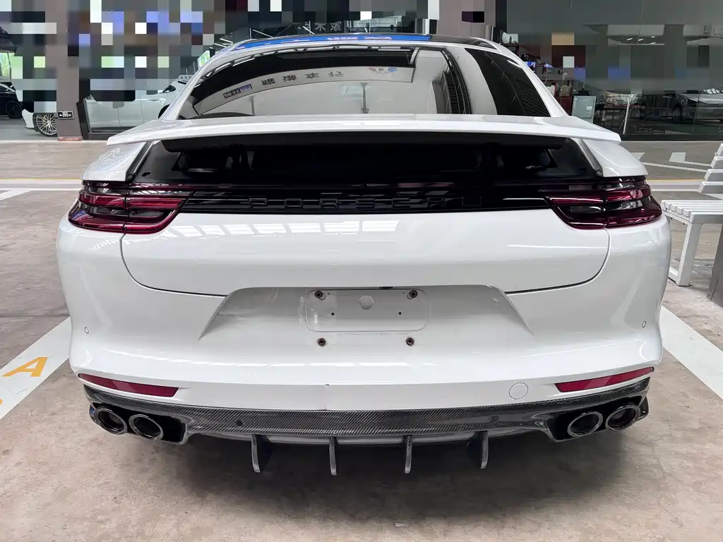 Porsche Panamera 2019 — фото 21