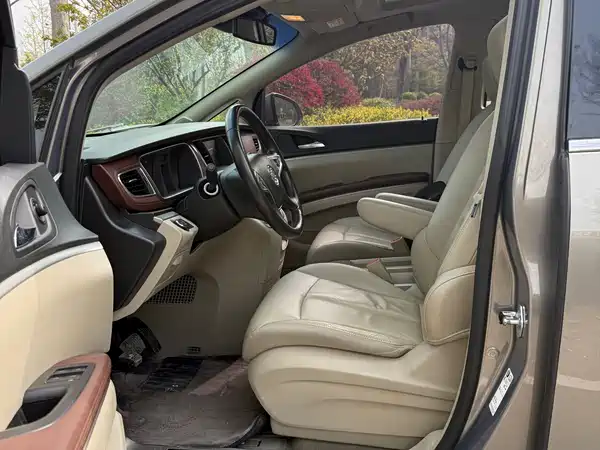 Buick GL8 2018