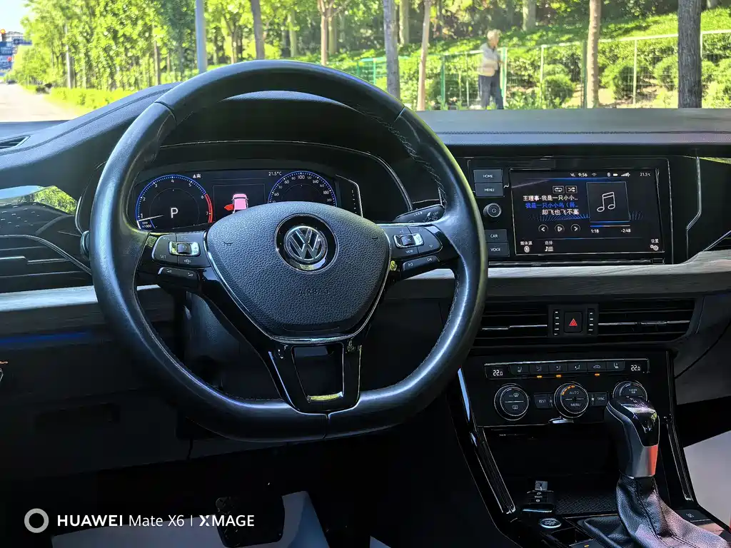 Volkswagen Passat 2019 — фото 18