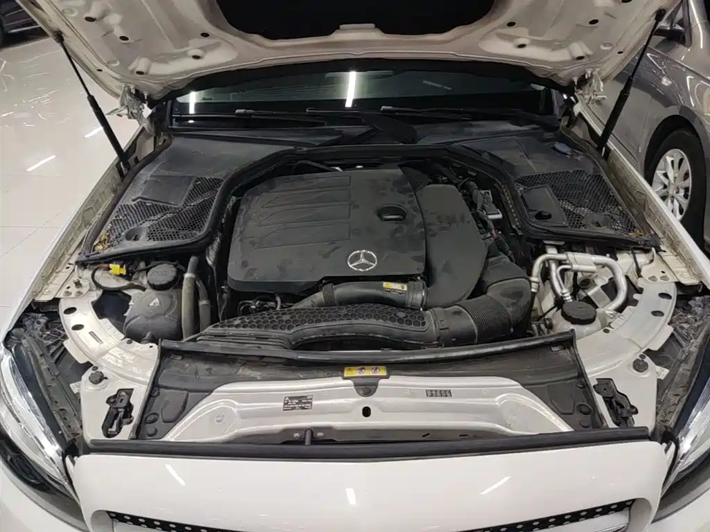 Mercedes-Benz C-Class 2019 — фото 20
