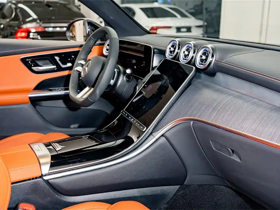 Mercedes-Benz GLC 2025 — фото 17