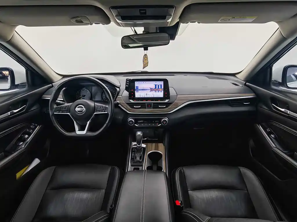 Nissan Teana 2021 — фото 11