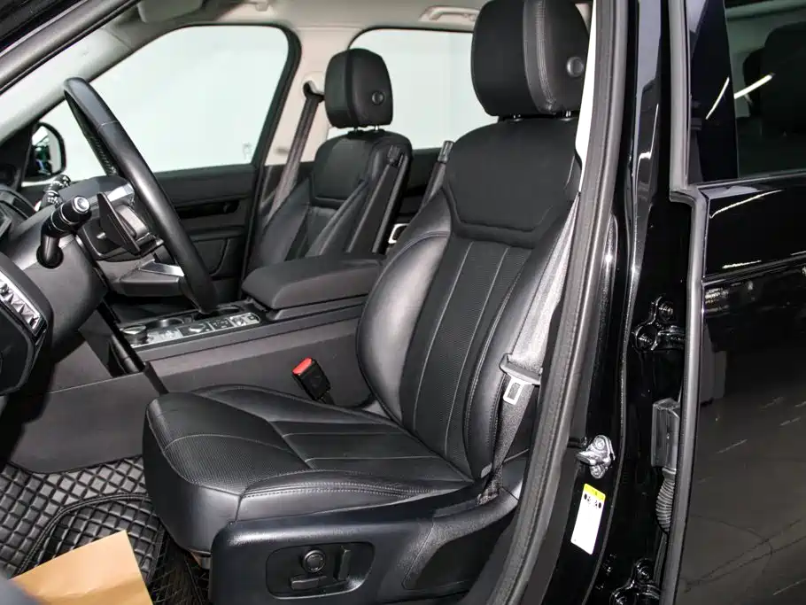 Land Rover Discovery 2021 — фото 17