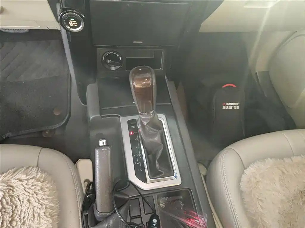 Toyota Prado 2015 — фото 14