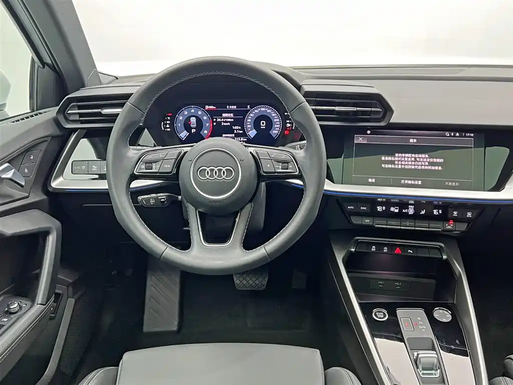 Audi A3 2024 — фото 19