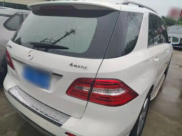 Mercedes-Benz M-Class 2014