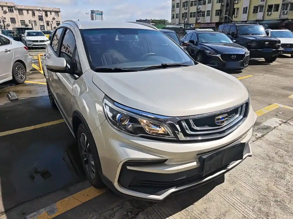 Geely Vision X3 2020 — фото 4
