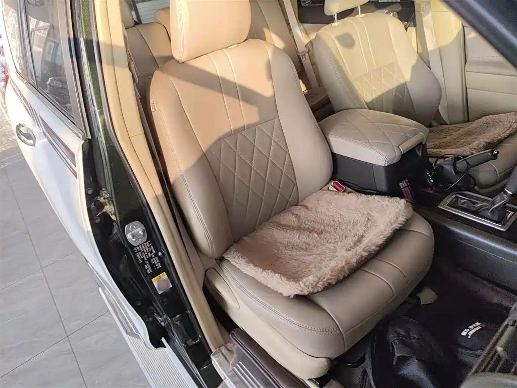 Toyota Prado 2015 — фото 25