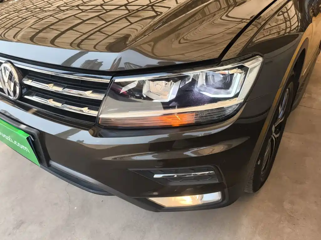 Volkswagen Tiguan L 2019 — фото 18