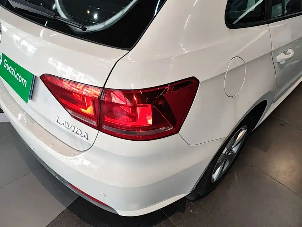 Volkswagen Gran Lavida 2015 — фото 8