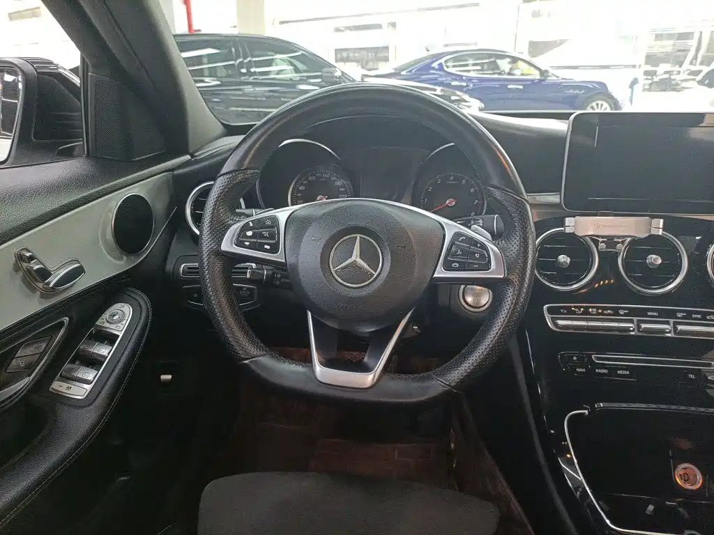 Mercedes-Benz C-Class 2017