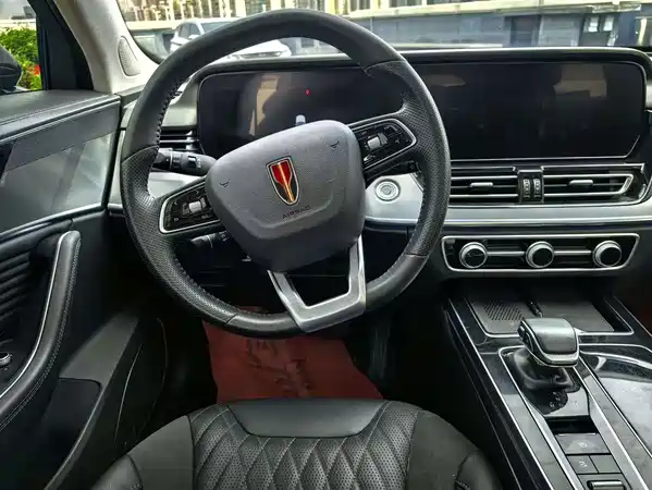 Hongqi HS5 2023