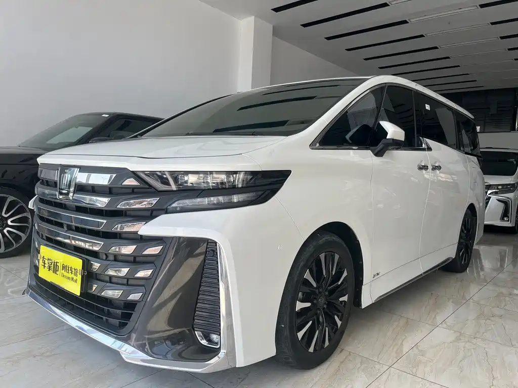 Toyota Vellfire 2024 — фото 2