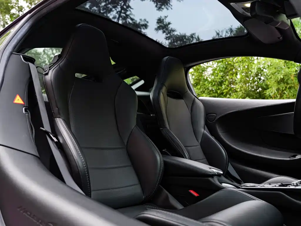 McLaren GT 2022 — фото 19