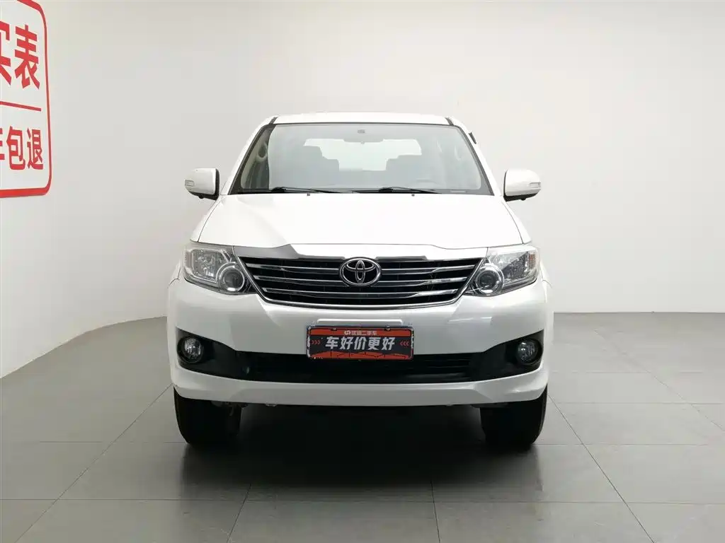 Toyota Fortuner 2016 — фото 2