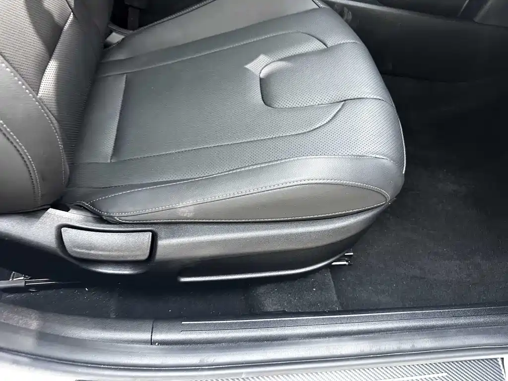 Hyundai Elantra 2022 — фото 22