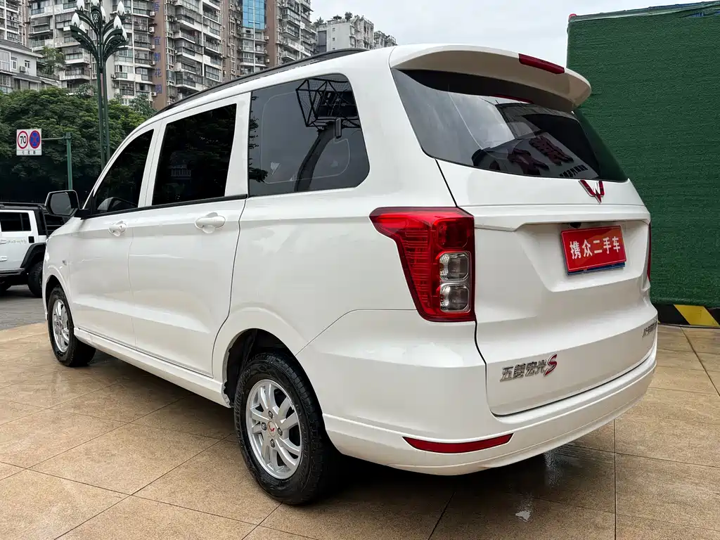 Wuling Hongguang 2022 — фото 16