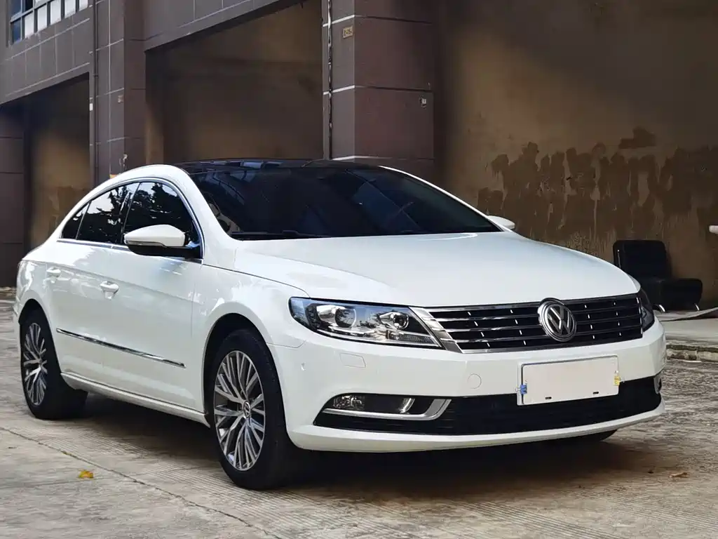 Volkswagen CC 2013 — фото 3