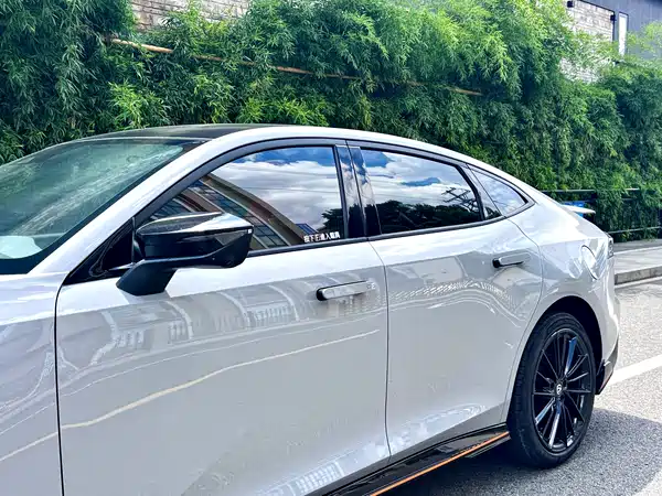 Changan UNI-V 2024