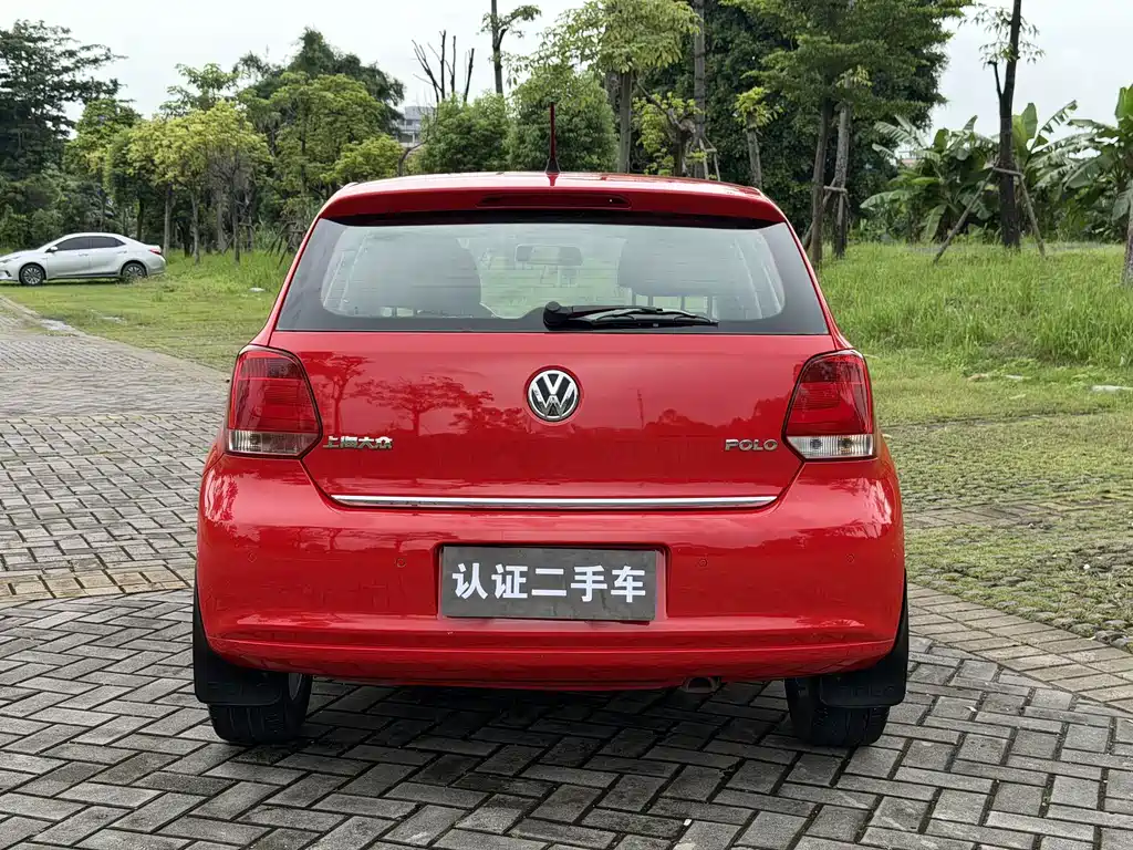 Volkswagen Polo 2012 — фото 13