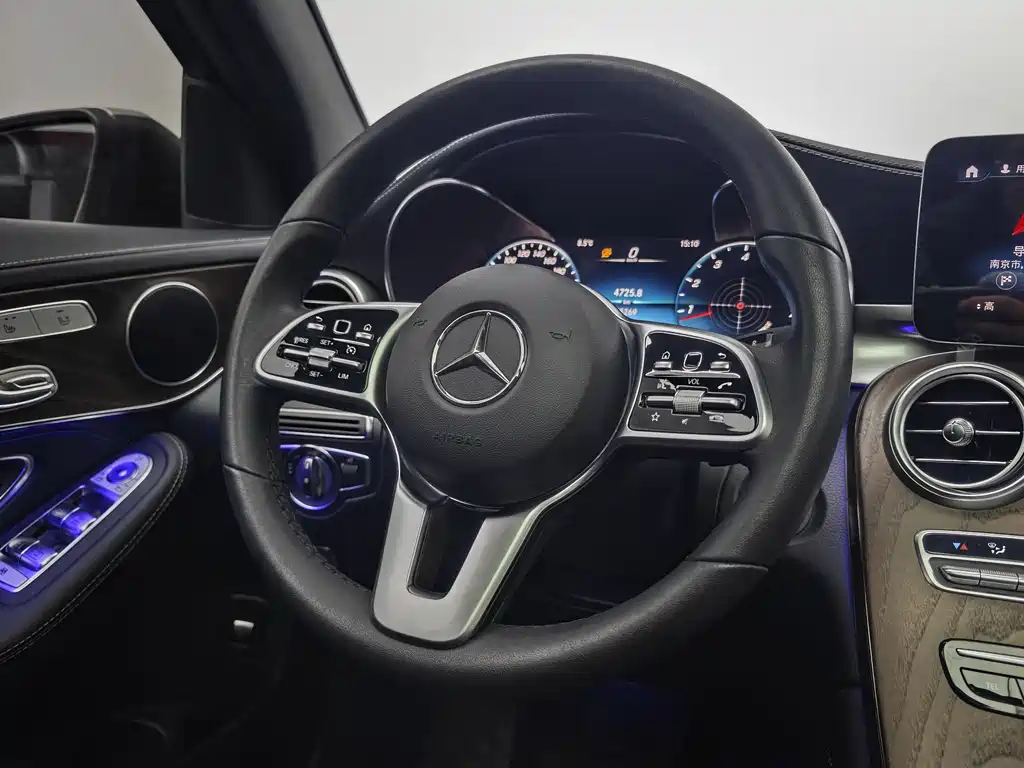 Mercedes-Benz GLC 2020 — фото 15