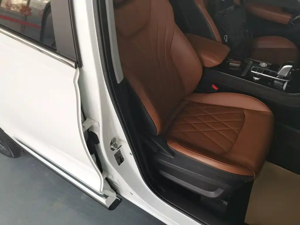 Chery Tiggo 8 PLUS 2021 — фото 25
