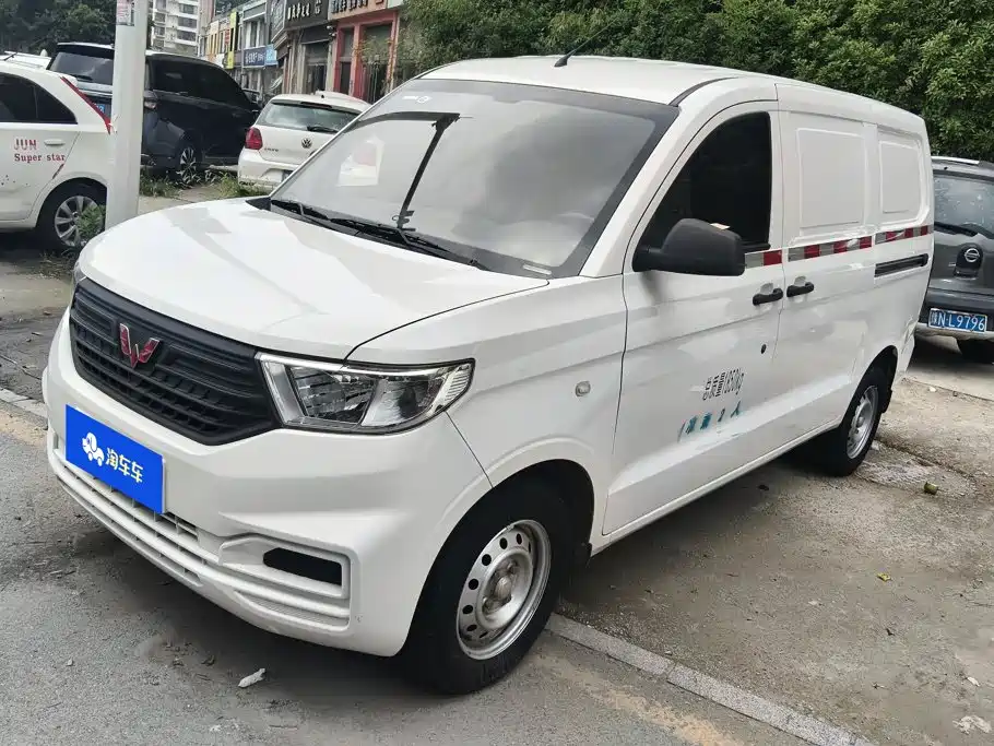 Wuling Hongguang V 2024
