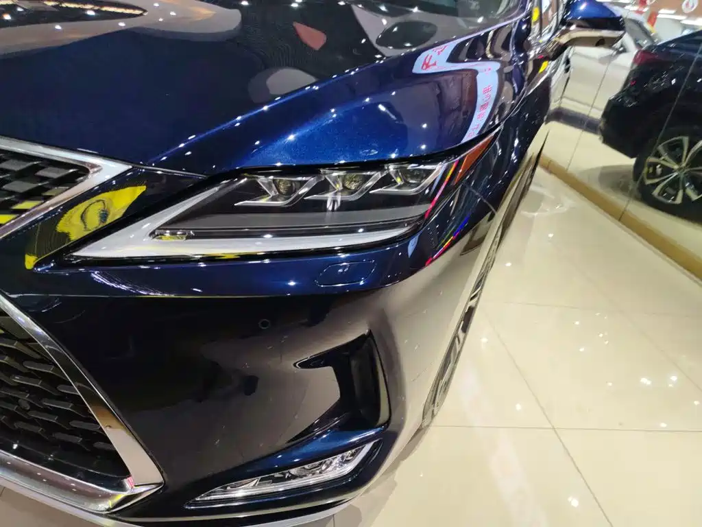 Lexus RX 2022 — фото 18
