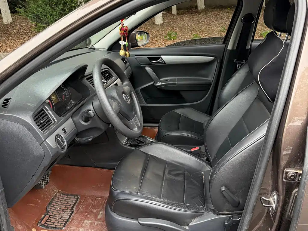 Volkswagen Gran Lavida 2015 — фото 12