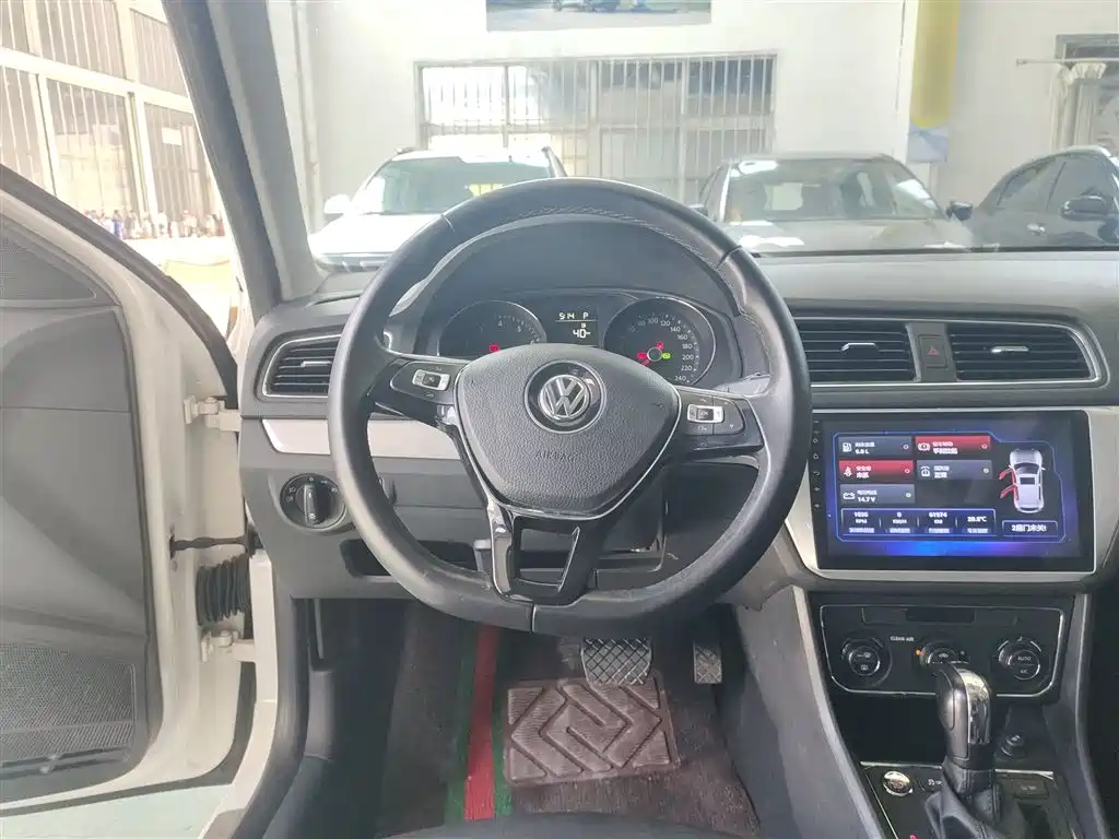 Volkswagen Gran Lavida 2018 — фото 11