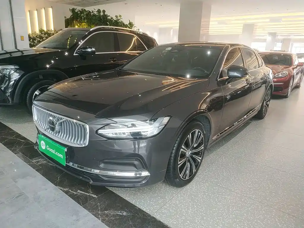 Volvo S90 2021 — фото 1