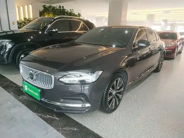 Volvo S90 2021