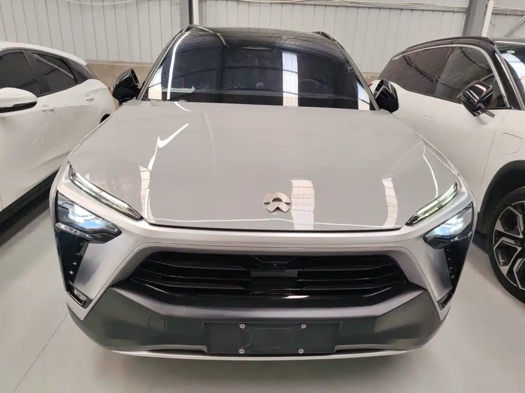 NIO ES8 2022