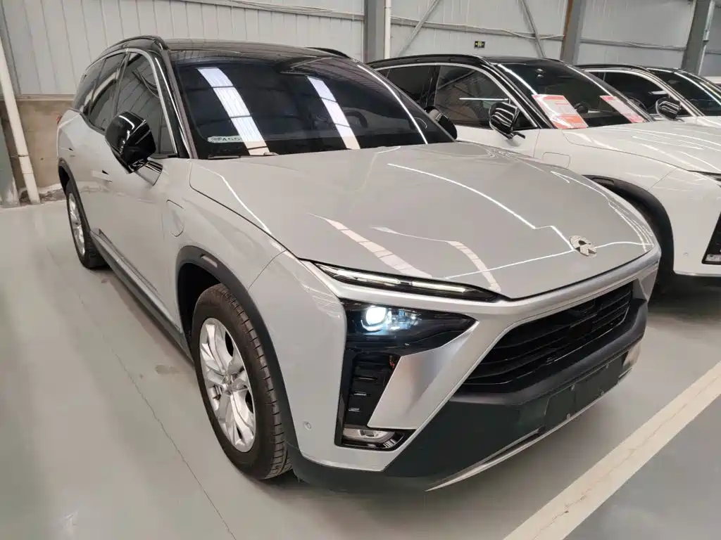 NIO ES8 2022