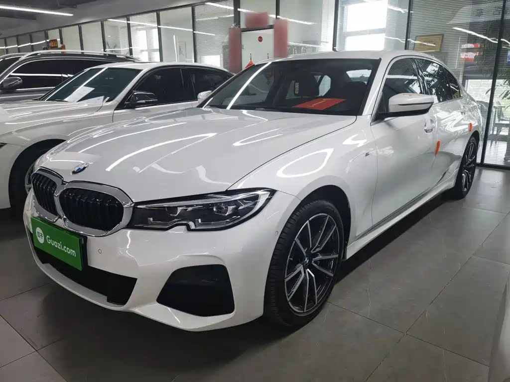 BMW 3 Series 2021
