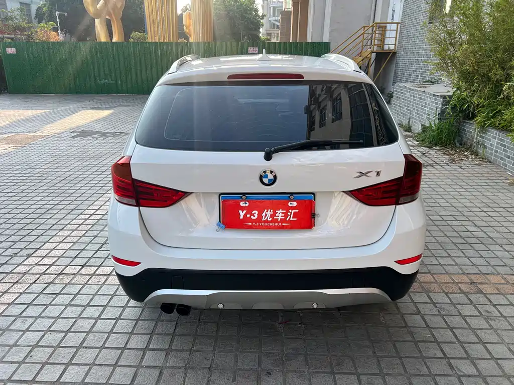 BMW X1 2015 — фото 25
