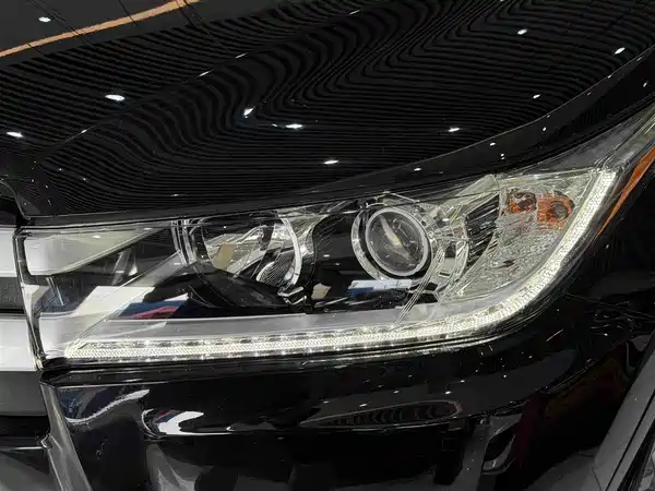 Toyota Highlander 2019
