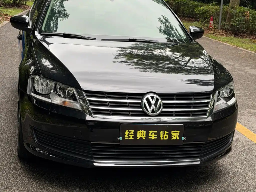 Volkswagen Lavida 2013