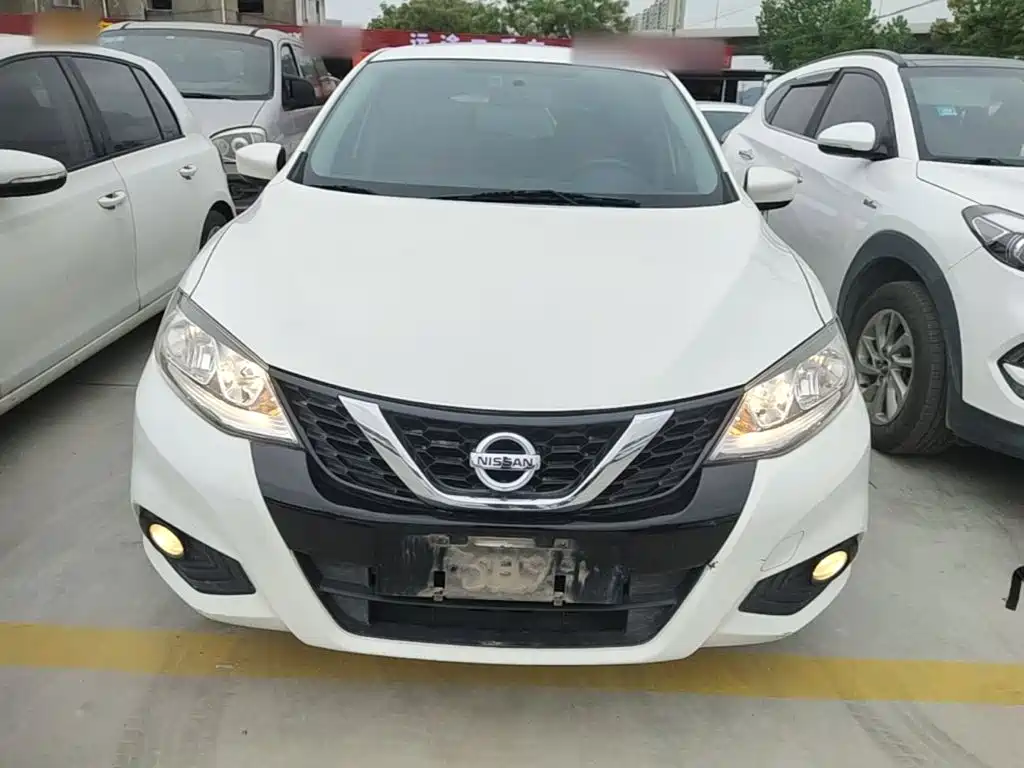 Nissan Tiida 2020