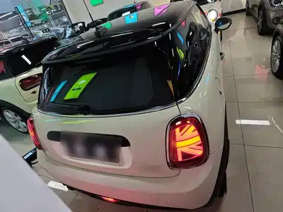 MINI MINI 2018