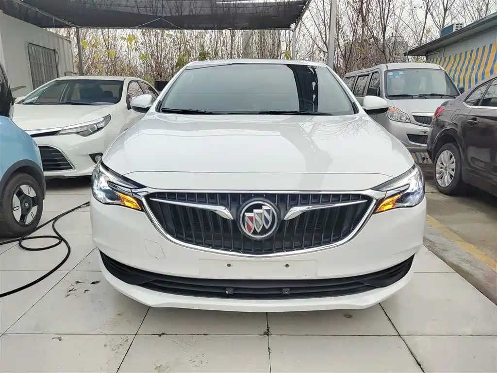 Buick Excelle 2022 — фото 19