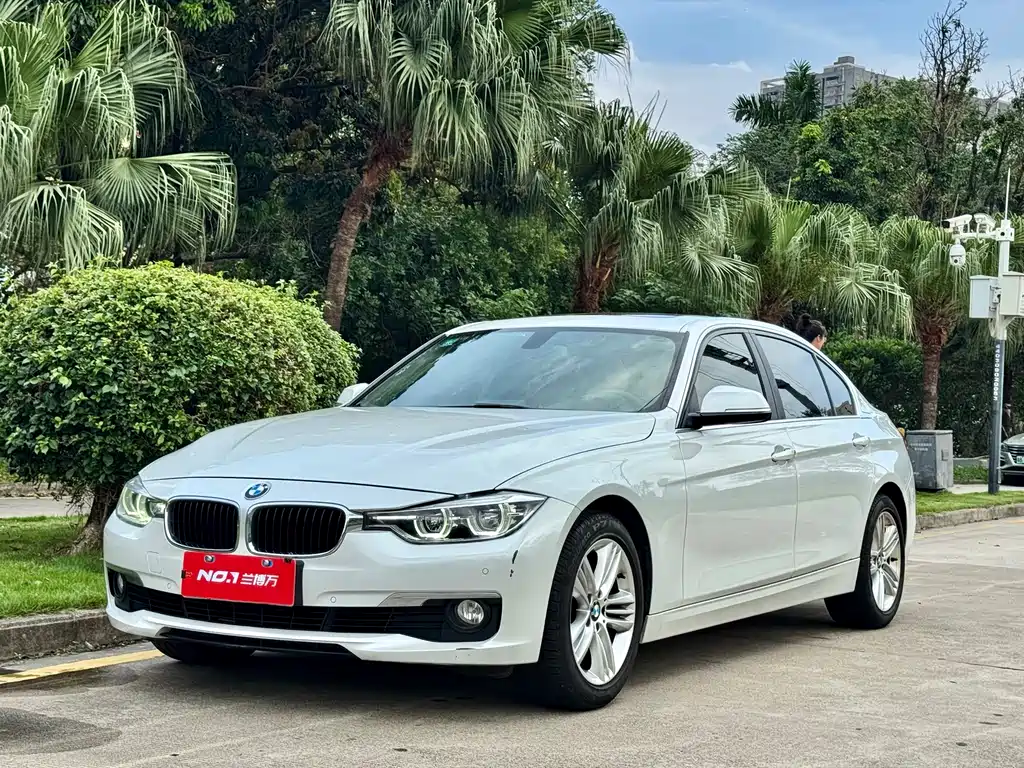BMW 3 Series 2016 — фото 1