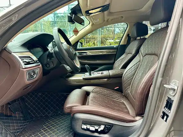 BMW 7 Series 2019