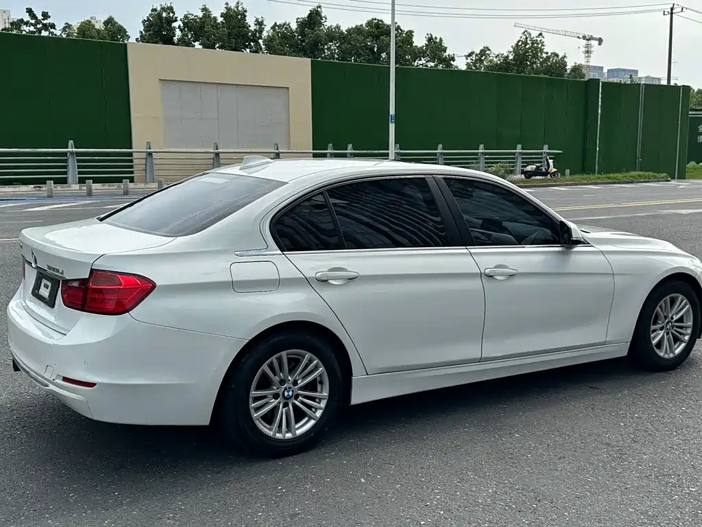 BMW 3 Series 2015