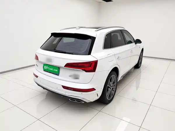 Audi Q5L 2022