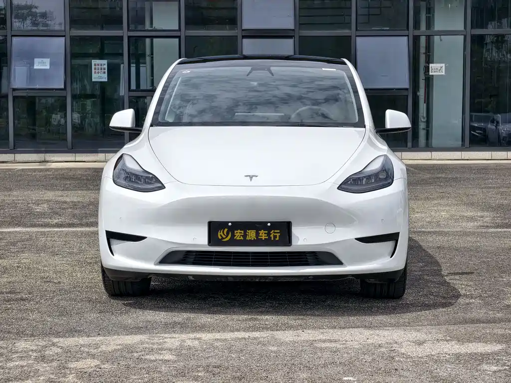 Tesla Model Y 2022 — фото 2