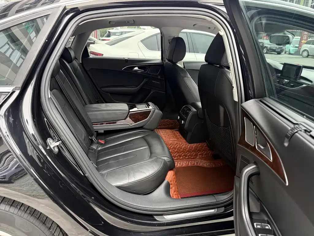 Audi A6L 2015 — фото 24