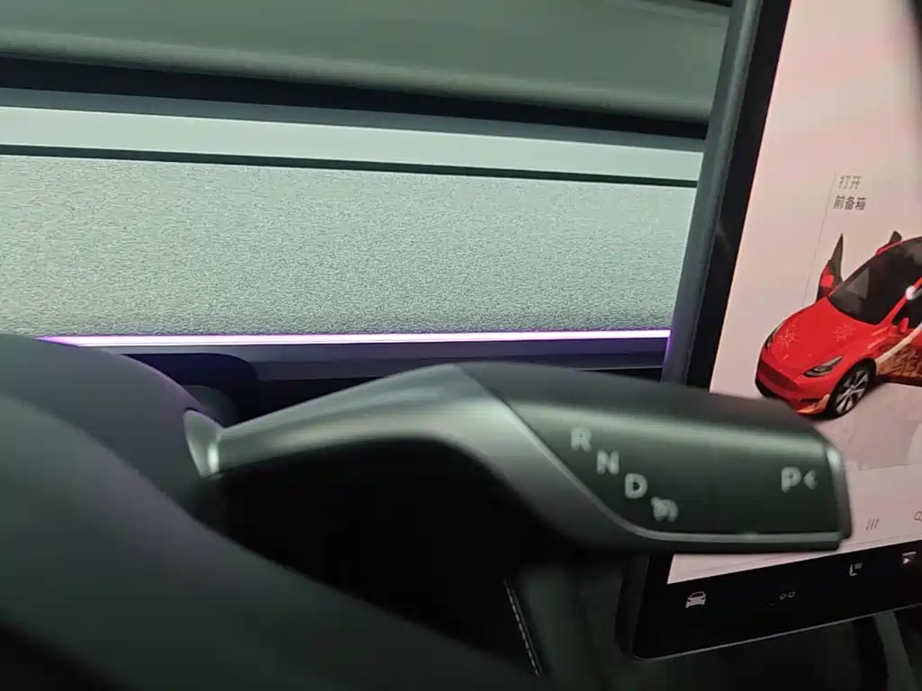 Tesla Model Y 2023 — фото 14