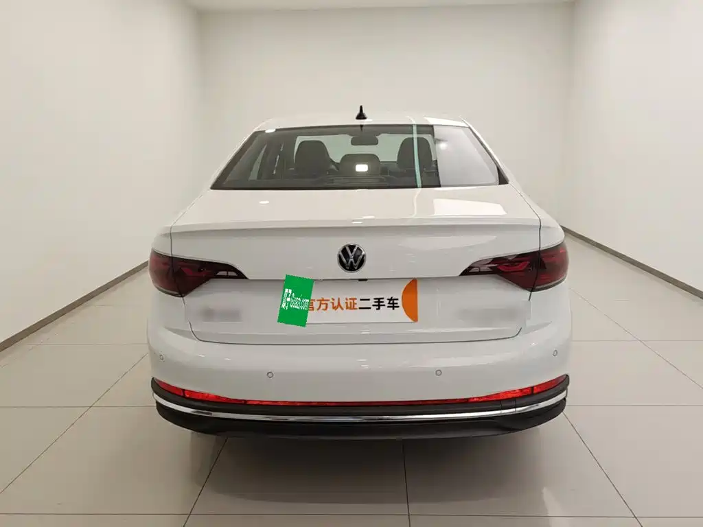 Volkswagen Sagitar 2025