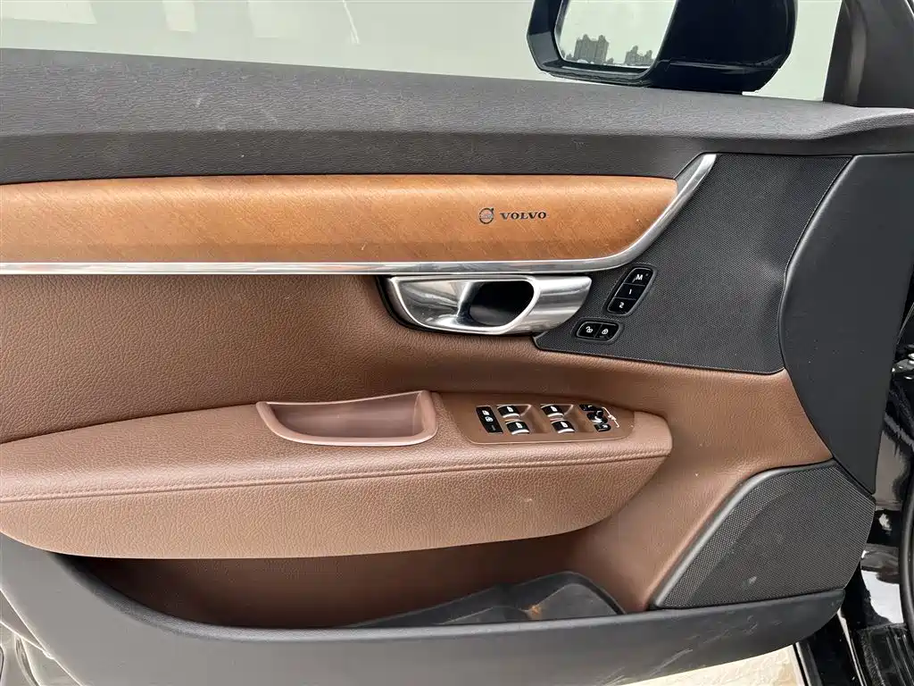 Volvo S90 2022 — фото 14